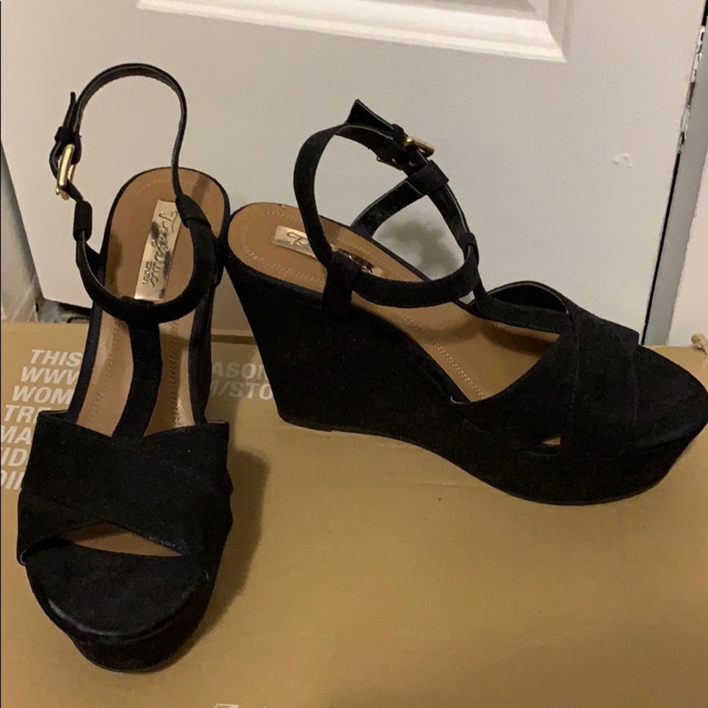 🌀2/$25🌀Zara Platform Sandals in 6